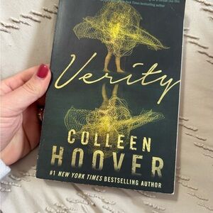 'Verity' Book - Black and Gold Cover